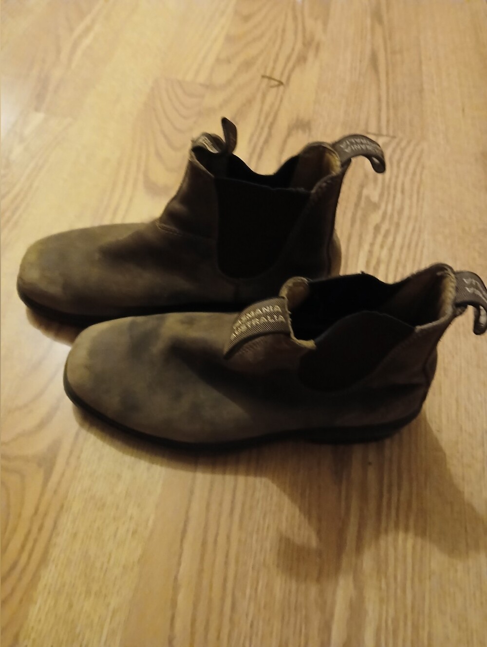 Blundstone Classic #585 Chelsea Boots Sz:5.5